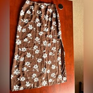 Vintage Floral Maxi Skirt with Slit